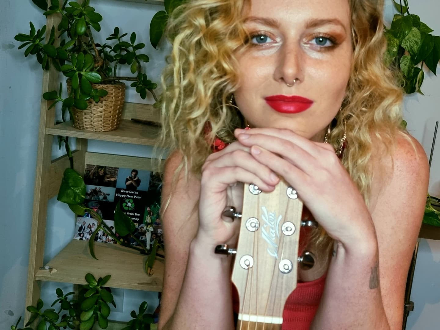 Studio clips placeholder